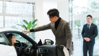 中古車購入の流れを解説!納車までの期間と手続き、知っておくべき重要ポイント